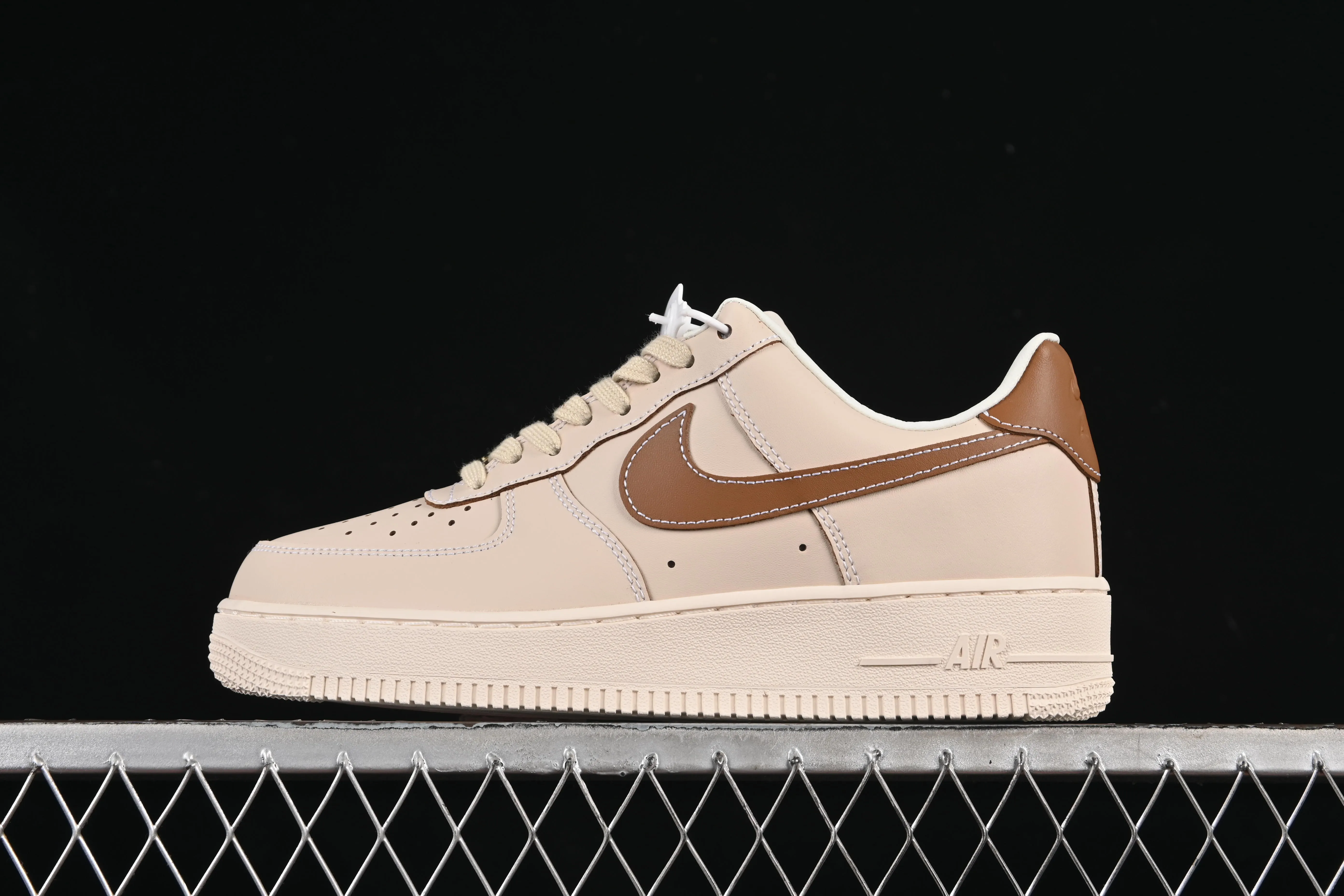 All categories Nk Air Force 1 Air Force series Nk Air Force 1 Low Air Force low-top Nike Air Force 1'07 Low Air Force 1 low-top casual sneakers IB8865-221